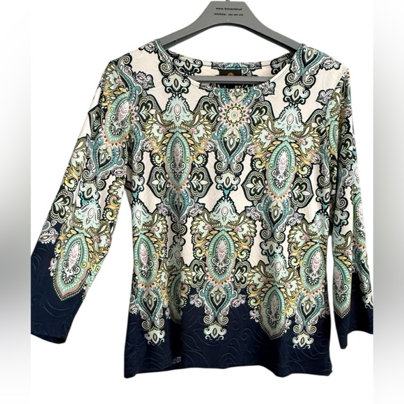 JM Collection Tops - JM Collection Multicolor Paisley 
3/4 Sleeve Top size PS